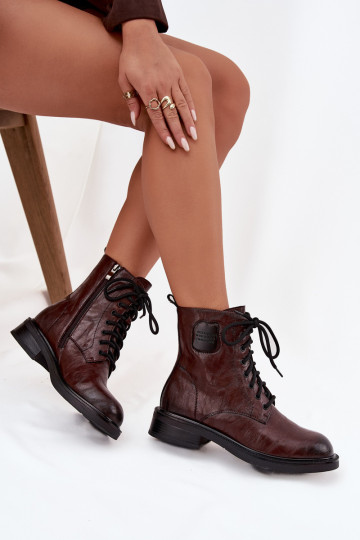 Leer Enkellaarsjes voor Inerknemers Dames Met sierlijk Detalem Het heeftciejka K7180-01 bruine kleur