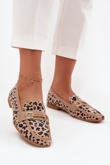Dames mocassins met mooie elementen en luipaardpatronen, zandkleur Evelora
