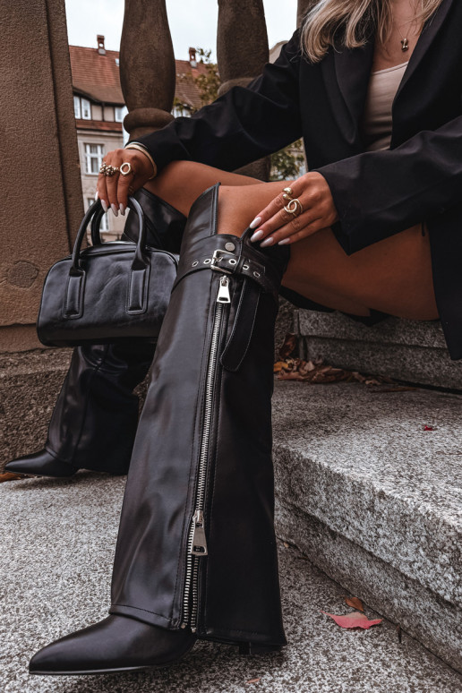 opInarmen dameslaarzen boven de knie met hakken met riemen met gespen I zilvere kleurm Zamkiem zInart Reisa opInarmen dameslaarzen boven de knie met hakken met riemen met gespen I zilvere kleurm Zamkiem zInart Reisa