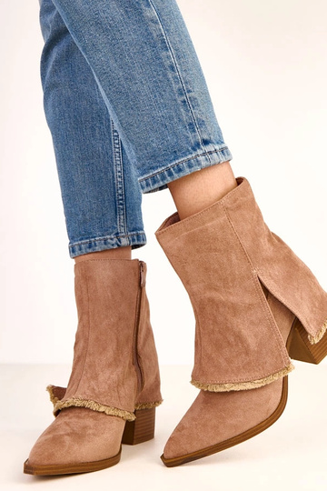 Zandkleurige enkellaarsjes... 2