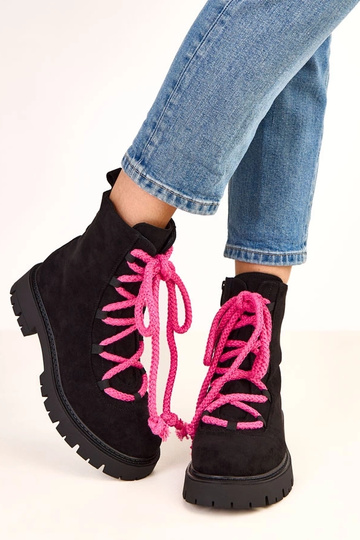 Zwarte enkellaarsjes met... 2