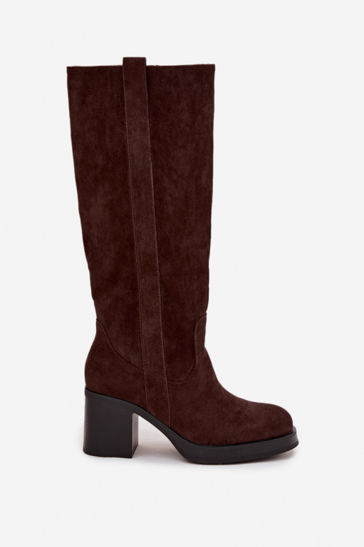 INarme laarzen Op een enorme paal CzekoladoIne Sanelle INarme laarzen Op een enorme paal CzekoladoIne Sanelle