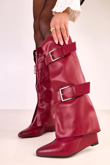 Rode lange laarzen op een... 2