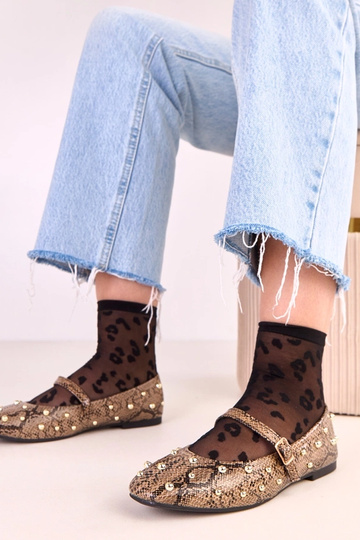 Bruine Selena ballerina's met slangenleer motief, versierd met parels 2