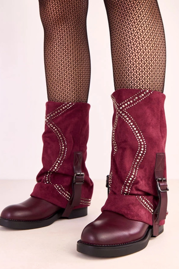 Bordeaux kleurige...