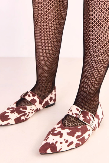 Bruine ballerina's met...