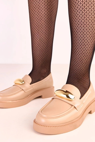 Zandkleurige mocassins met gouden versiering Ella