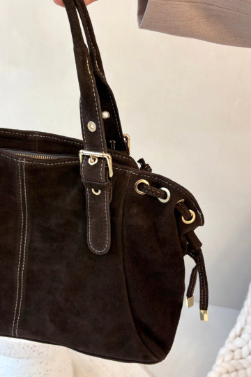 Chocoladekleurige suède handtas Ilienne 2