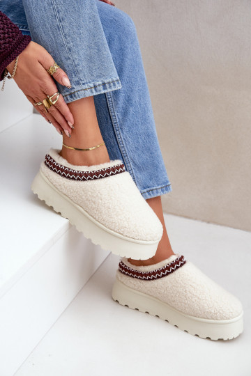 SneeuIn laarzen Slippers met platform met bont Typu Baranek ivoor Ovirissa