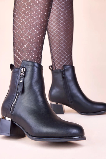 Zwarte massieve laarzen met... 2