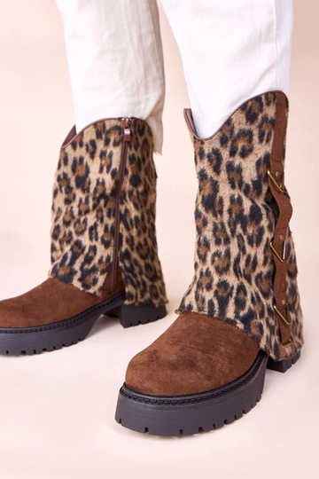 Bruine enkellaarsjes met...