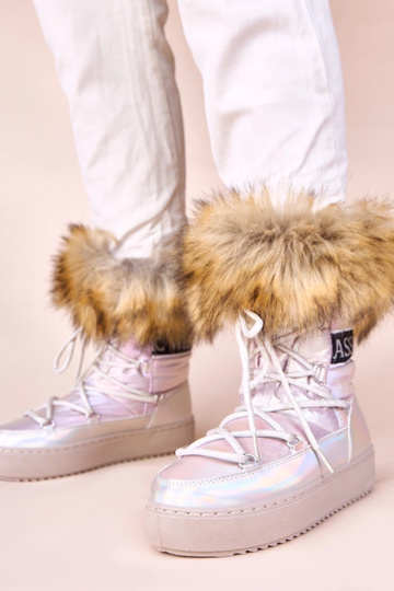 Zilveren sneeuwlaarzen met een roze tint, veters en bont Alison 2