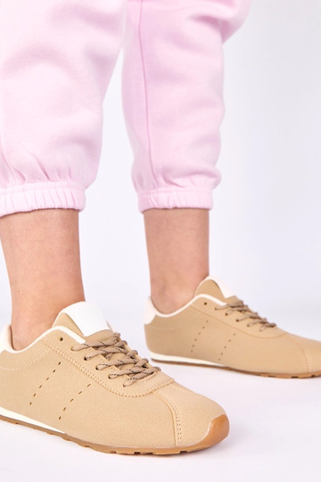 Zandkleurige sneakers met...