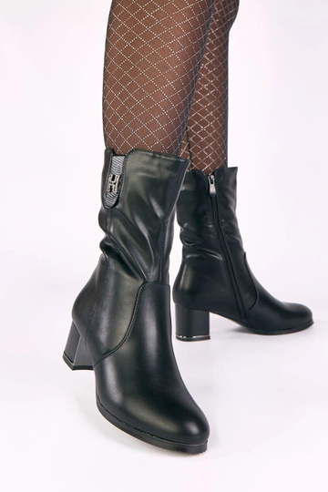 Zwarte verwarmde laarsjes... 2