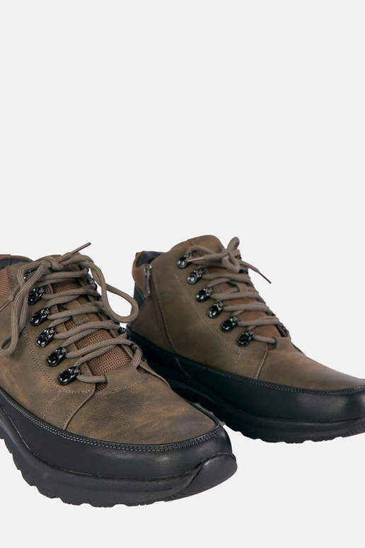 Grijze heren sneakers, gevoerd met...