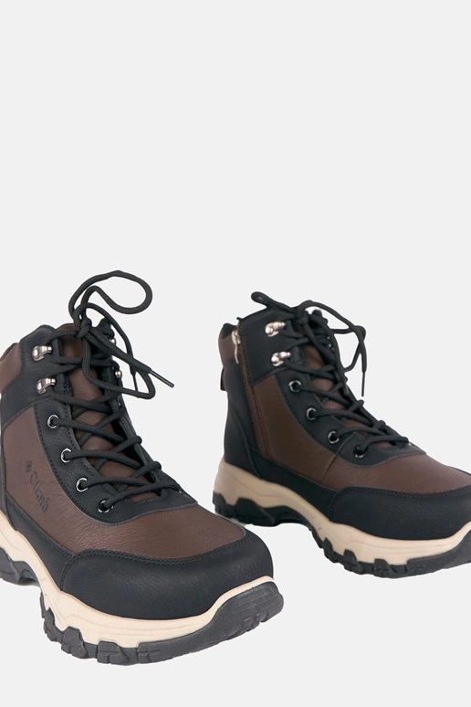 Bruine heren, gevoerde sneakers op...