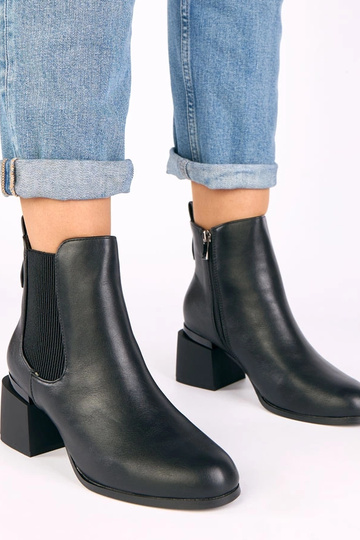 Zwarte laarzen met...