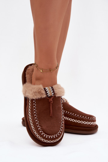 Bruine dames slippers met bont en borduursel Perivelle 2