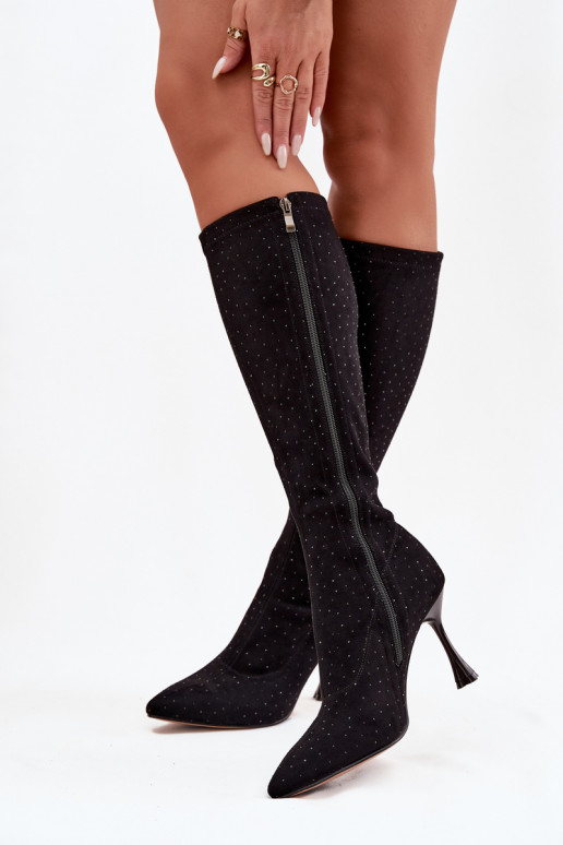 Dames lange laarzen met dunne hakken en decoratie D&A JC52-883 zwarte kleur