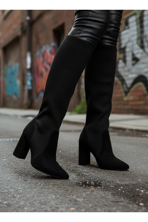 Zwarte vrouwelijke lange laarzen met hakken Yserine