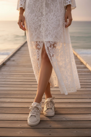 Versierd Sneakers model schoenen Dames beige Calissea