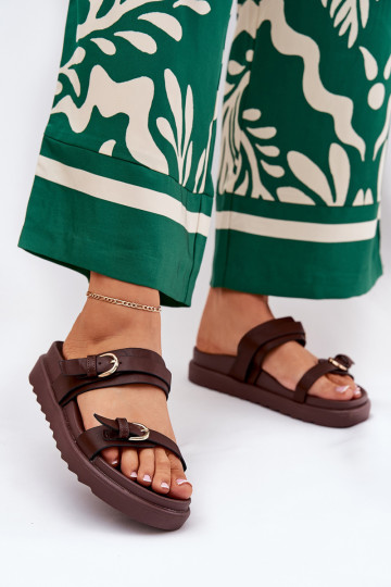 Damespantoffels met platform Ze gouden kleurmi met gespenmi bruine kleur INernone 2