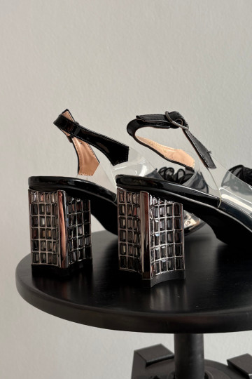 Sandaaltjes met hakjes en ornamenten D&A MR52-238 zwart 2