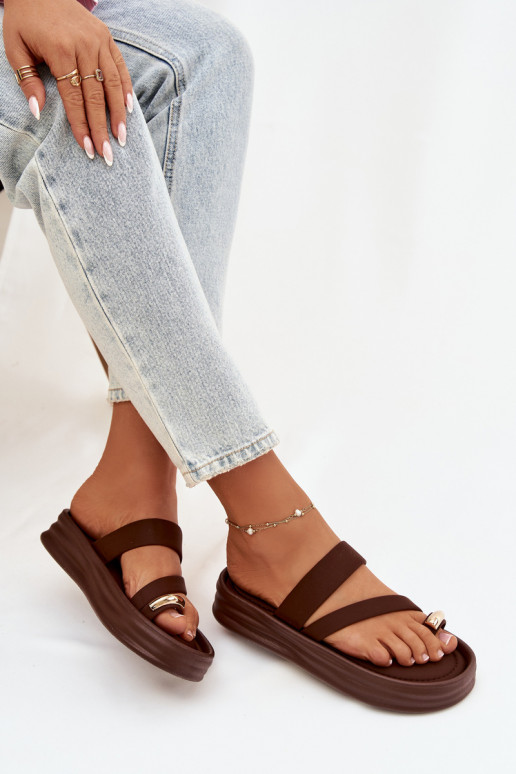 materiaal Damespantoffels Met Strepen I gouden kleurm Detalem CzekoladoIne Farielle