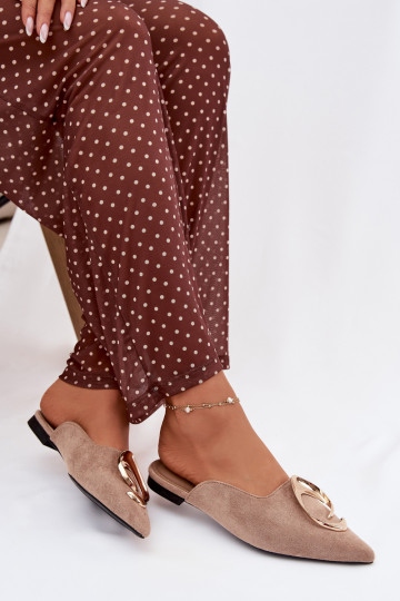 Damespantoffels Mule Met sierlijk gouden kleurm Detalem beige Galvella