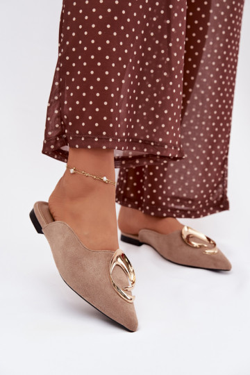 Damespantoffels Mule Met sierlijk gouden kleurm Detalem beige Galvella 2