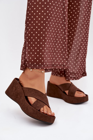 Chocolade kleurige damesplatformslippers van kunstsuède „Calorine" 2