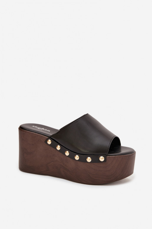 Dames slippers op platform met studs in zwarte kleur Taireline