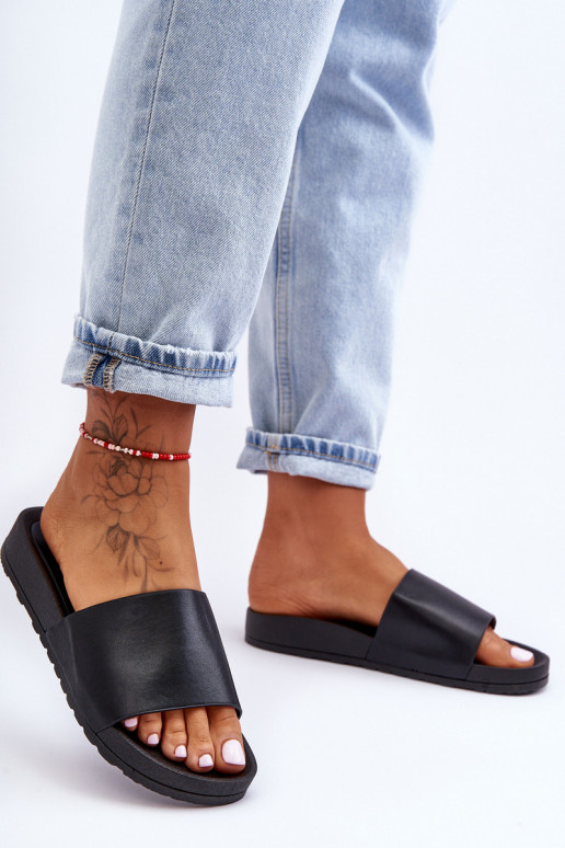 Het klassieke model Dames Slippers zInart Rolien