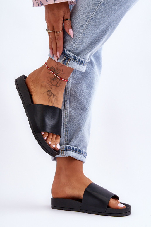 Het klassieke model Dames Slippers zInart Rolien