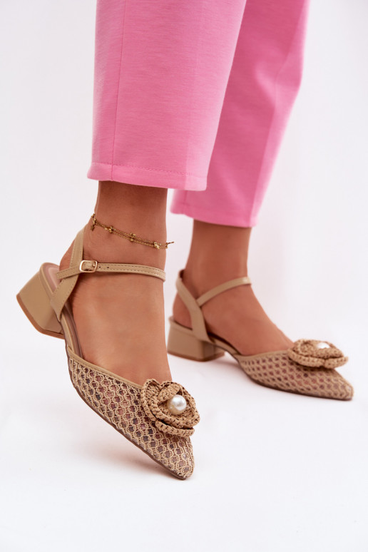 Dames sandalen Op Klok Met sierlijk Detalem beige Vionessa