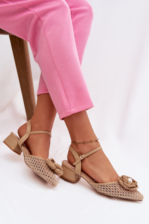 Dames sandalen Op Klok Met sierlijk Detalem beige Vionessa