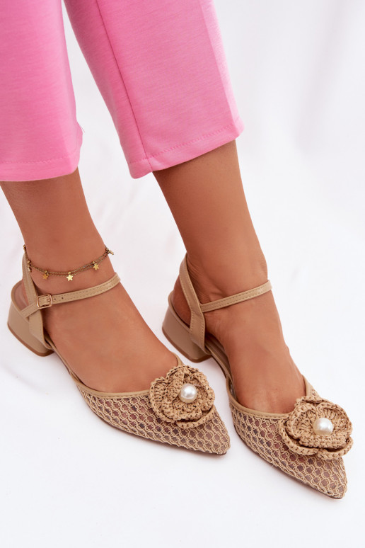 Dames sandalen Op Klok Met sierlijk Detalem beige Vionessa