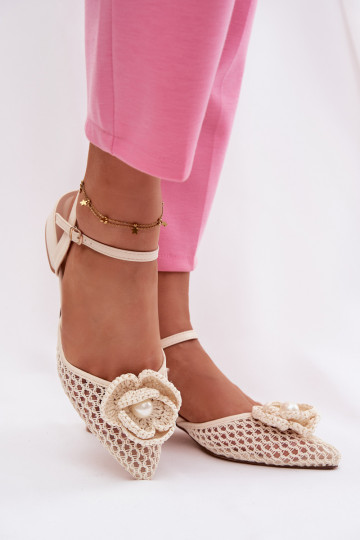 Dames sandalen Op Klok Met sierlijk Detalem ivoor Vionessa