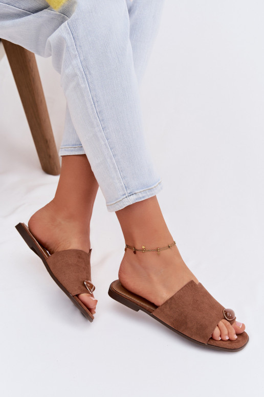 Slippers Dames plat Met sierlijk Detalem van eco-suèdeoIne bruine kleur Selavine