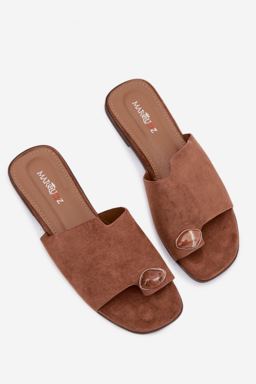 Slippers Dames plat Met sierlijk Detalem van eco-suèdeoIne bruine kleur Selavine