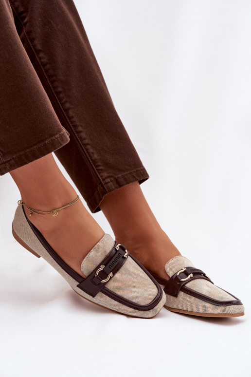 Dames bruin zandkleurige mocassins met decoratieve elementen „Evelora"
