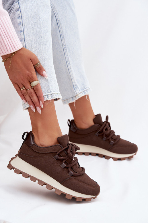Sportieve schoenen met platform in chocolade kleur Riadella