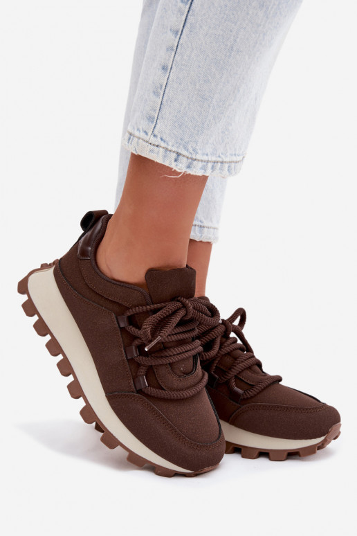 Sportieve schoenen met platform in chocolade kleur Riadella