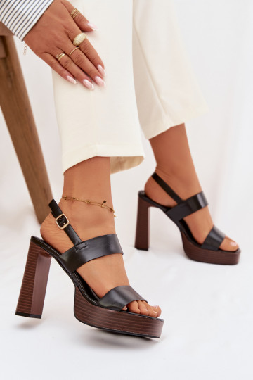 Dames hoge hakken sandalen en platform van kunstleer in zwart Hanelia