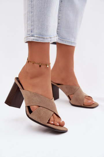 Dames slippers met hakken in zandkleur Denessa 2