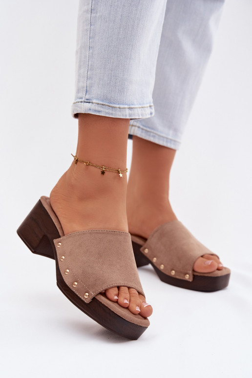 Damespantoffels Op Klok Ze gouden kleurmi Studs beige Davessa