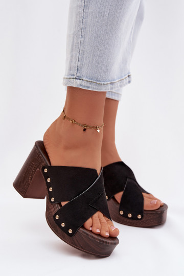Dames slippers met hakjes en gouden speldjes in zwart Nerelle 2