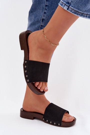 Dames slippers met studs en brede hakken in zwart Amelvessa