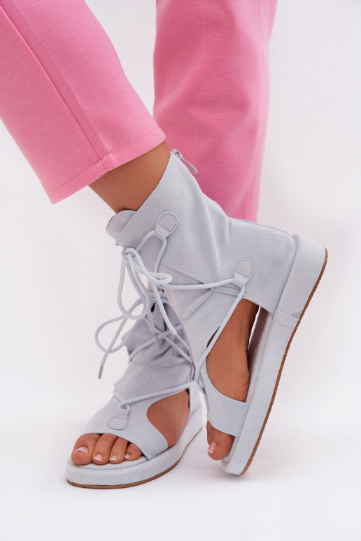 Dames sandalen van eco-suèdeoIne met laarzen I INiązaniem lichtblauIn Ferlisse