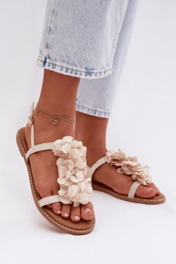 Platte sandalen voor dames met decoratieve bloemenmotieven in ivoorkleurige kleur Noemia 2